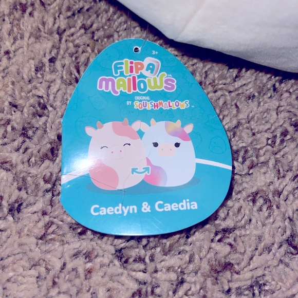 Caedyn and Caedia Flip-A-Mallow - Picture 1 of 5